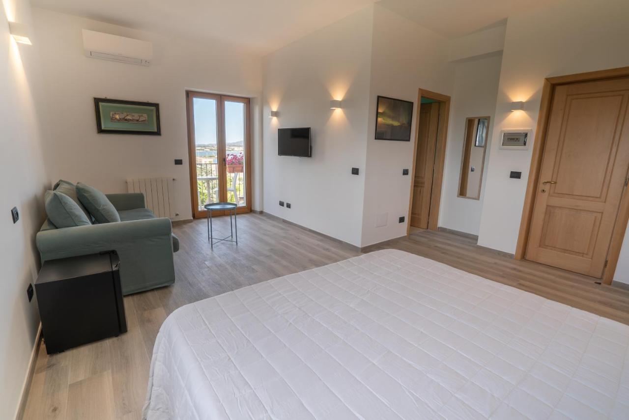 Antares Rooms And Suites Olbia Zewnętrze zdjęcie
