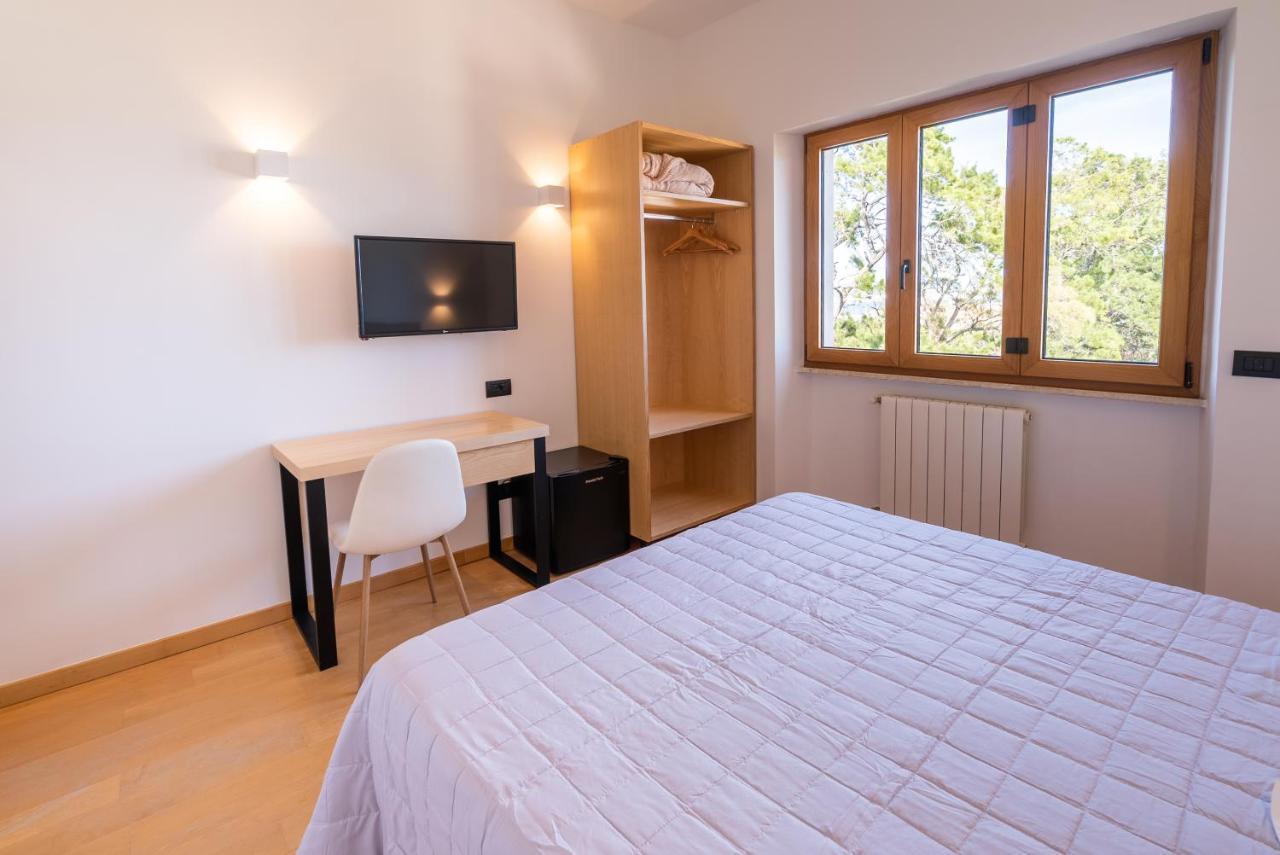 Antares Rooms And Suites Olbia Zewnętrze zdjęcie