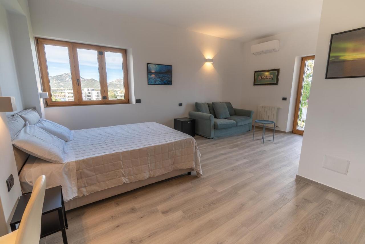 Antares Rooms And Suites Olbia Zewnętrze zdjęcie