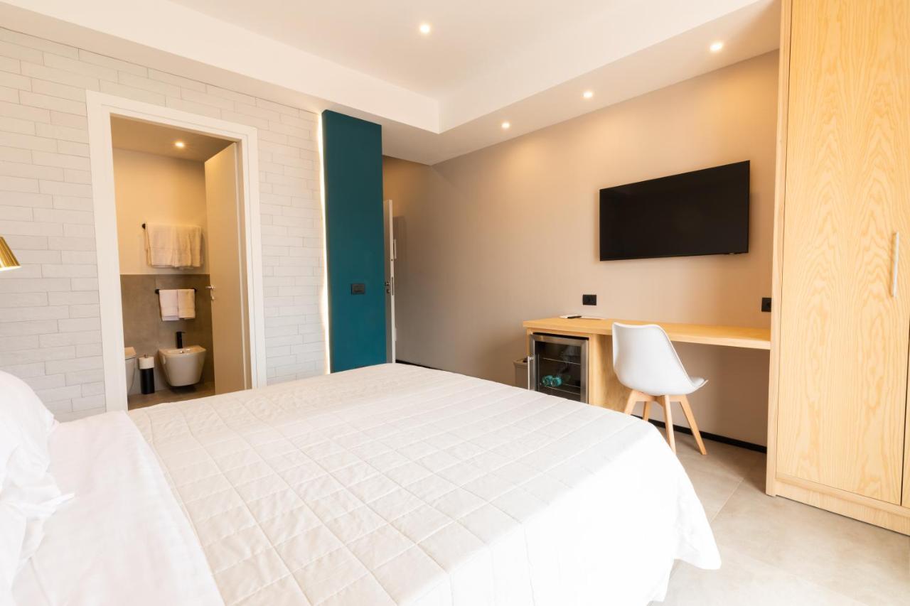 Antares Rooms And Suites Olbia Zewnętrze zdjęcie
