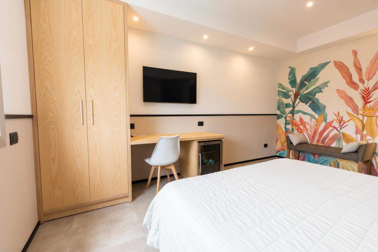 Antares Rooms And Suites Olbia Zewnętrze zdjęcie