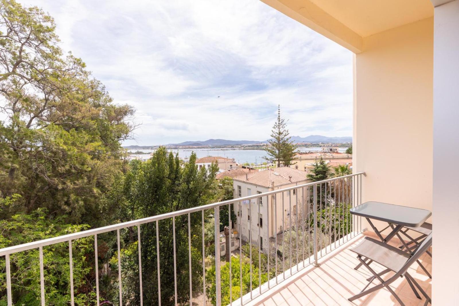 Antares Rooms And Suites Olbia Zewnętrze zdjęcie