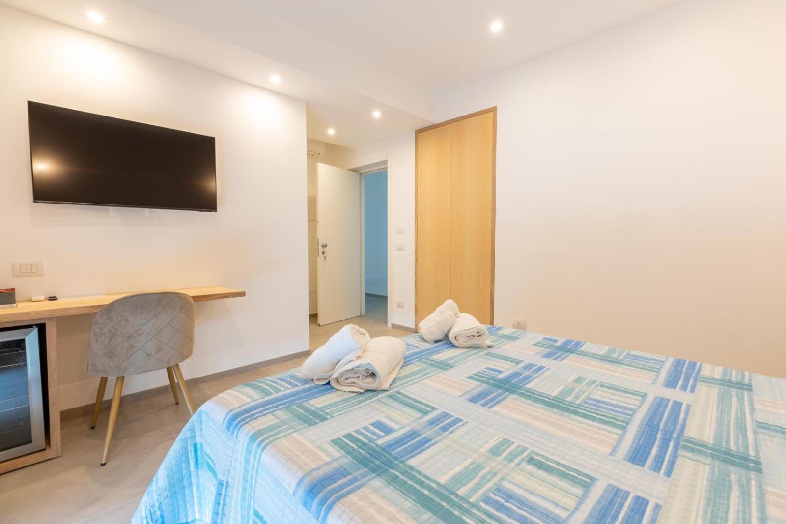 Antares Rooms And Suites Olbia Zewnętrze zdjęcie