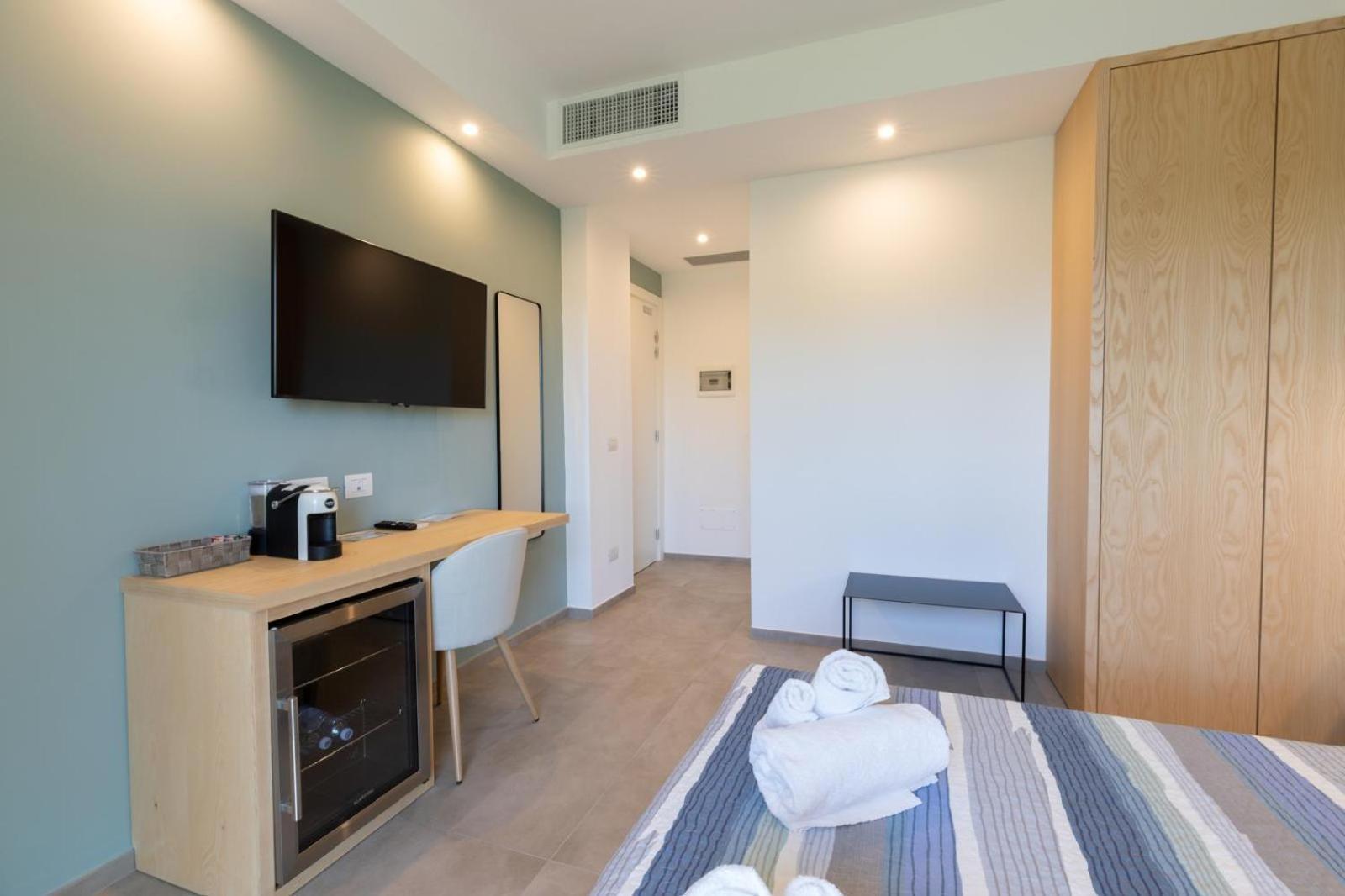 Antares Rooms And Suites Olbia Zewnętrze zdjęcie